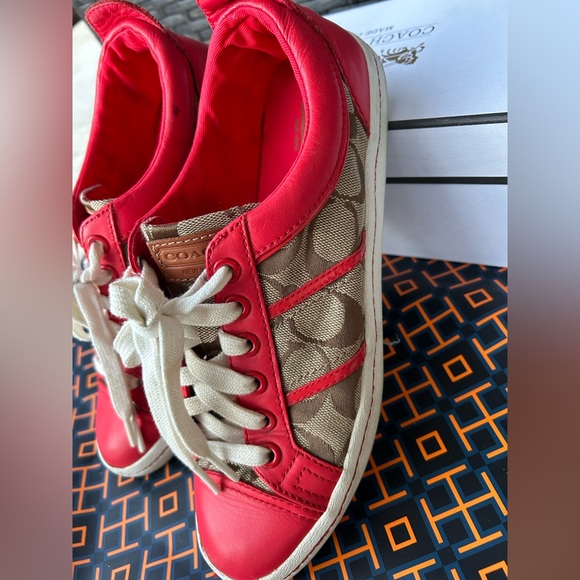 Coach red sneakers shoes - Picture 4 of 8